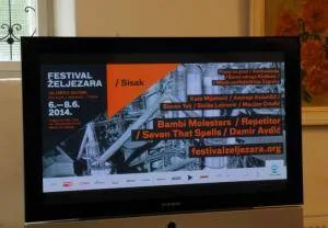 38bf6fea68626d4adea37647d5116a74 300 208 m3