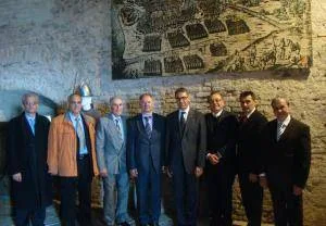 7337816e9702221145dea7ebf1bb274b 300 208 m3