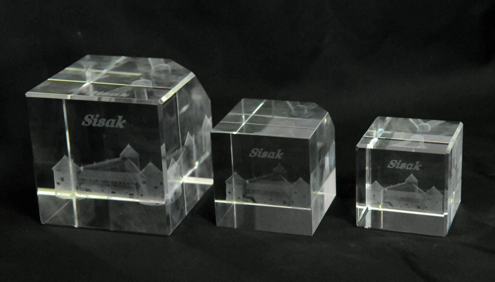 Kocka 3D Stari grad velika srednja mala 350 kn 150 kn 120 kn