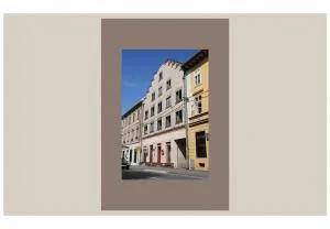 Cdafbc79a8ac0c1fa8bf87325626d961 300 208 m3