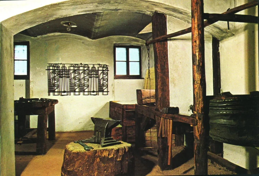 RAZGLEDNICE BRAVARSKA RADIONICA NIKOLE KARASA 500KN