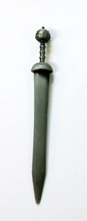 Nož Rimski, otvarač pisama, 4,50 €